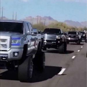 Meet your Posher, Levi